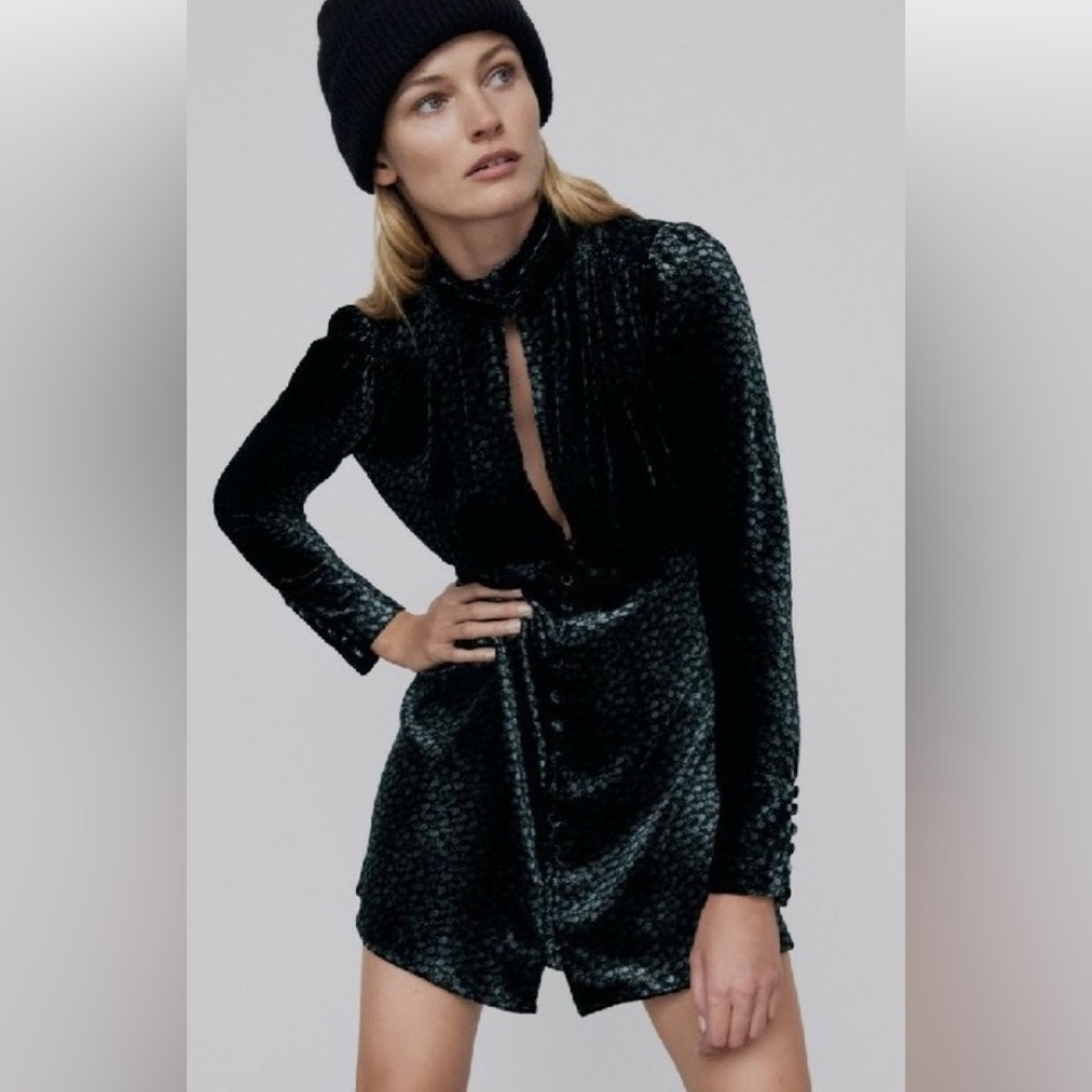 NWT ZARA velvet lightweight dress